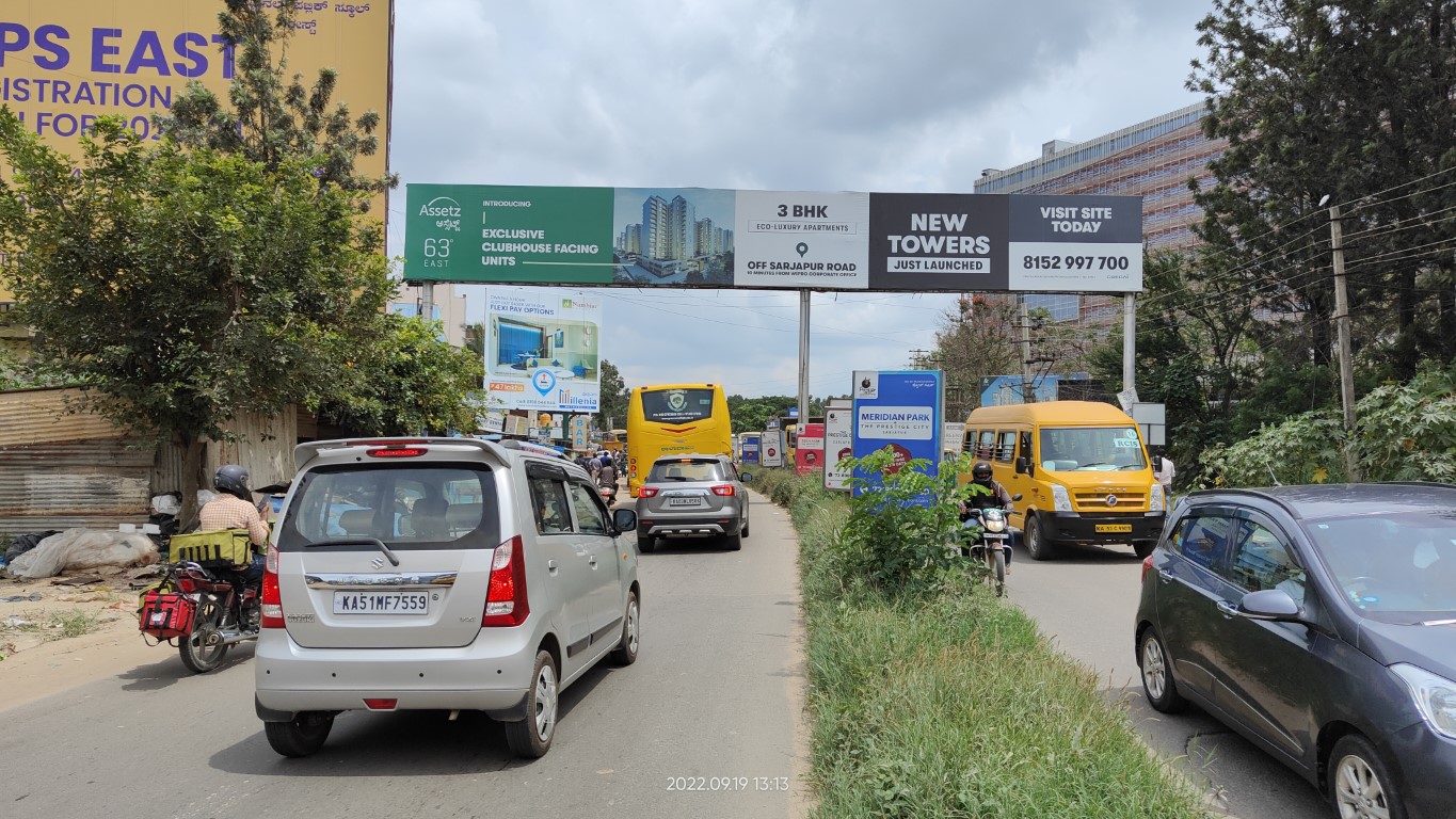 outdoor advertising